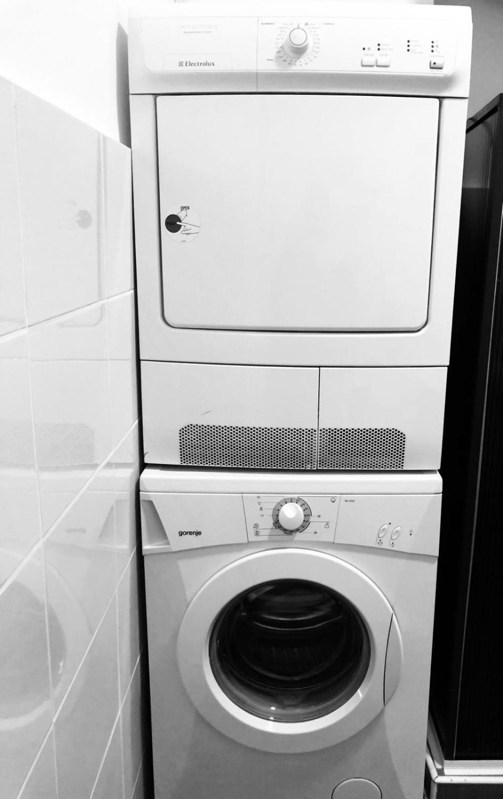Center Retro Apartment Ni エクステリア 写真